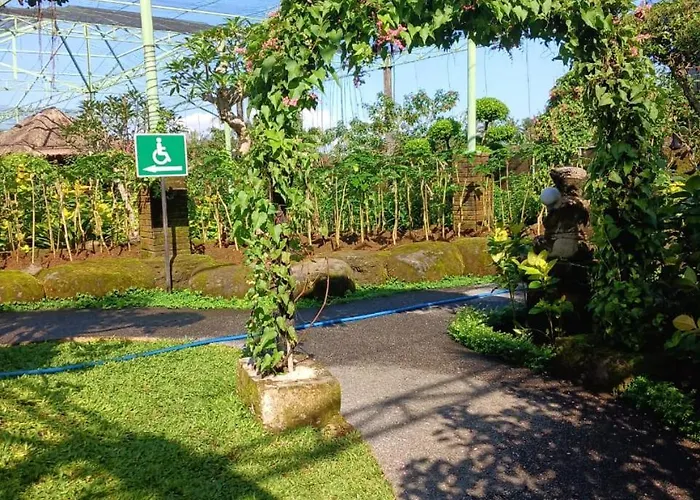 Villa Kartika Dahayu Private Pool