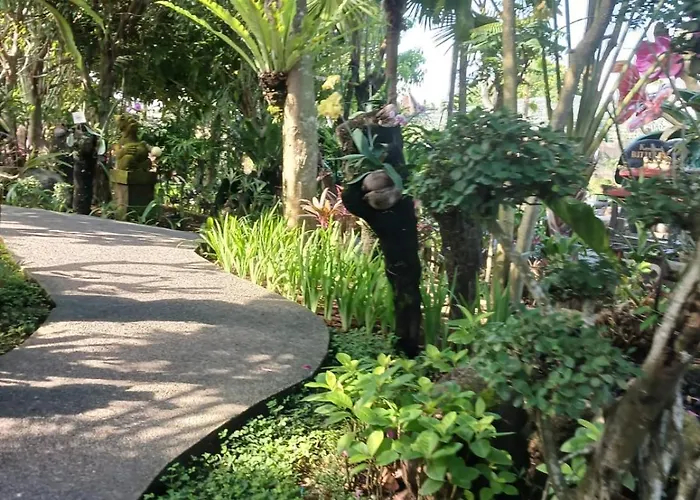 Kartika Dahayu Private Pool Villa