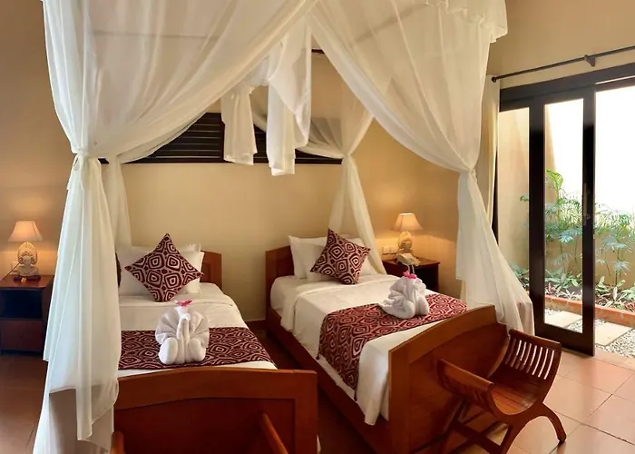 Kartika Dahayu Private Pool Villa