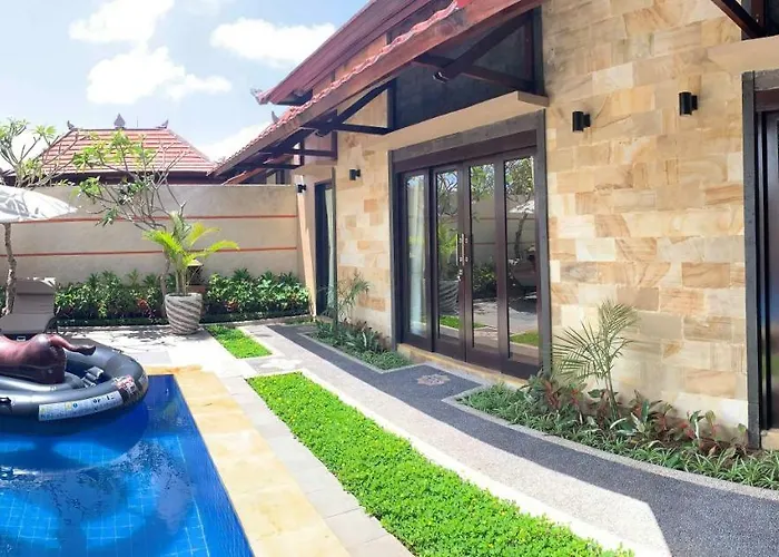Kartika Dahayu Private Pool Villa
