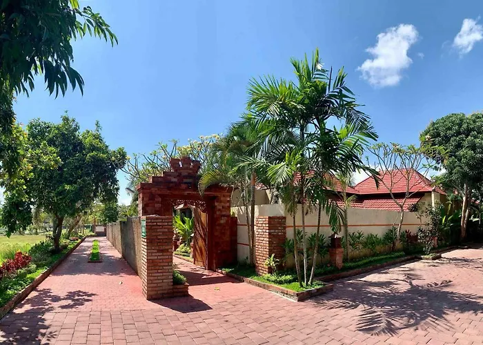 Villa Kartika Dahayu Private Pool *