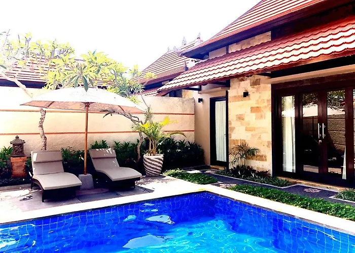 Kartika Dahayu Private Pool Villa *