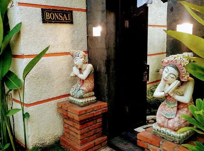 Kartika Dahayu Private Pool Villa Sukawati (Bali)